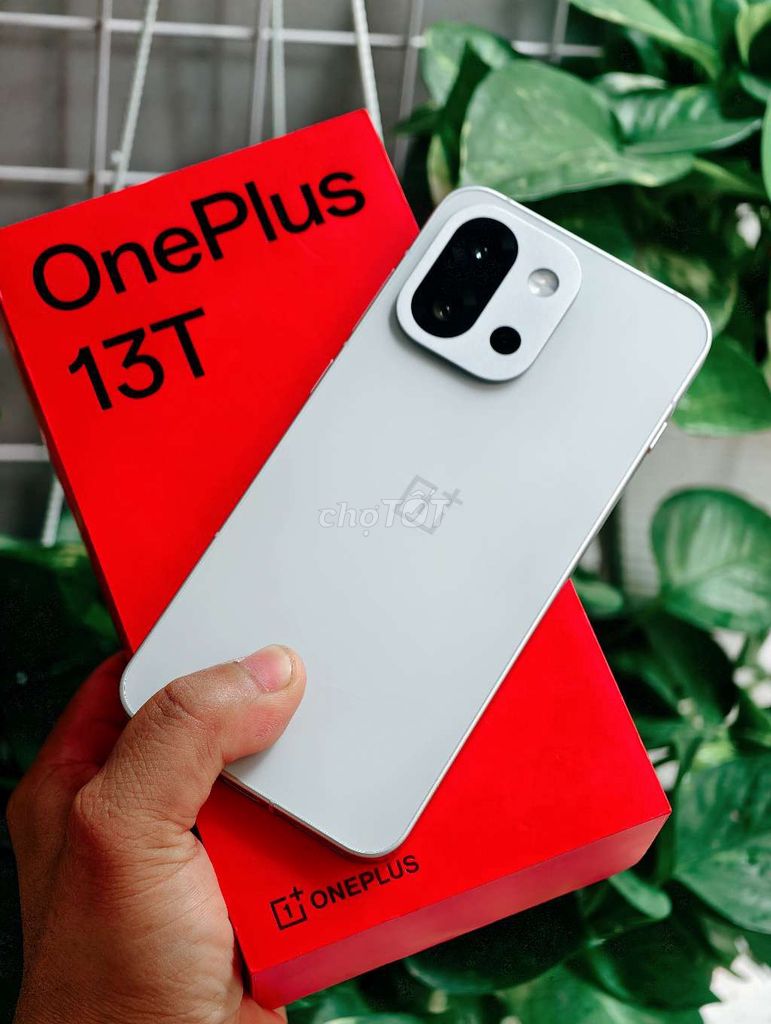 OnePlus 13T 12/256 Fullbox pin 100 sạc 39 vòng gl. Mua bán Điện thoại tại Quận 12 Tp Hồ Chí Minh được đăng bởi Đỗ Hậu Fb Dylan Đỗ hình 1