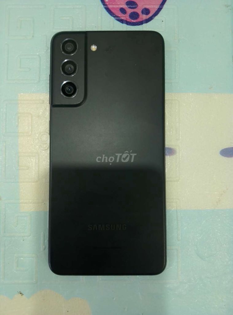 Samsung Galaxy S21 FE 128GB Đen. Mua bán Điện thoại tại Quận 4 Tp Hồ Chí Minh được đăng bởi Nguyễn Thùy  hình 1