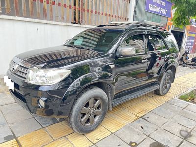 Toyota Fortuner V 2009 2.7L Đen
