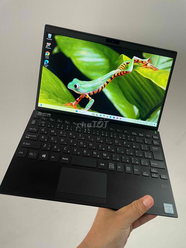 Sony Vaio 12.5": i5 gen 8 nhỏ gọn