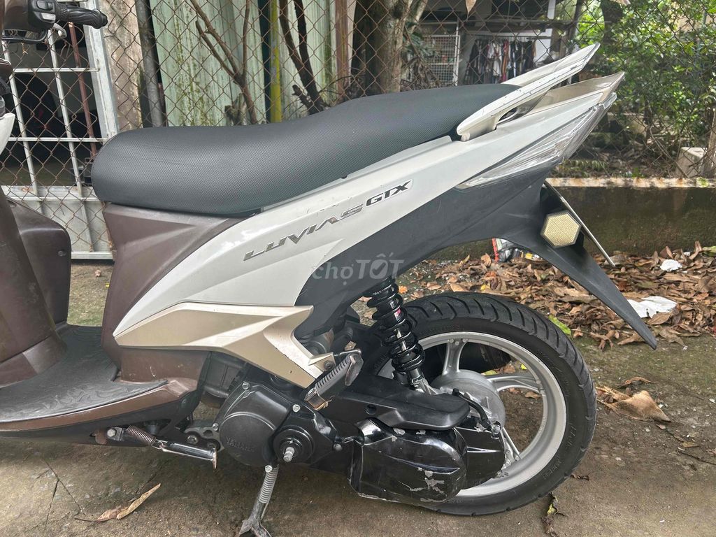 Luvias 125fi máy mạnh êm. Mua bán Xe máy tại Thành phố Mỹ Tho Tiền Giang được đăng bởi Trân Phong hình 4