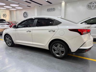Hyundai Accent 2024 ATH 8000 km Trắng