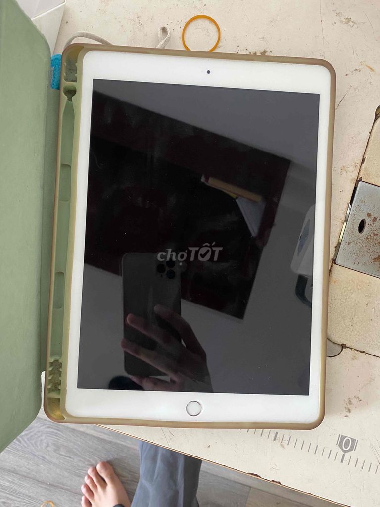 Xác Apple iPad gen 7 10.2 inch. Mua bán Máy tính bảng tại Quận Hoàng Mai Hà Nội được đăng bởi Trần Thanh Phong hình 1