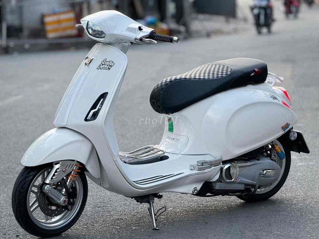 vespa 125 dọn full kiễng đẹp keng nợ xấu trả 50% ạ. Mua bán Xe máy tại Quận Bình Tân Tp Hồ Chí Minh được đăng bởi Xe Máy Qúy Le hình 1