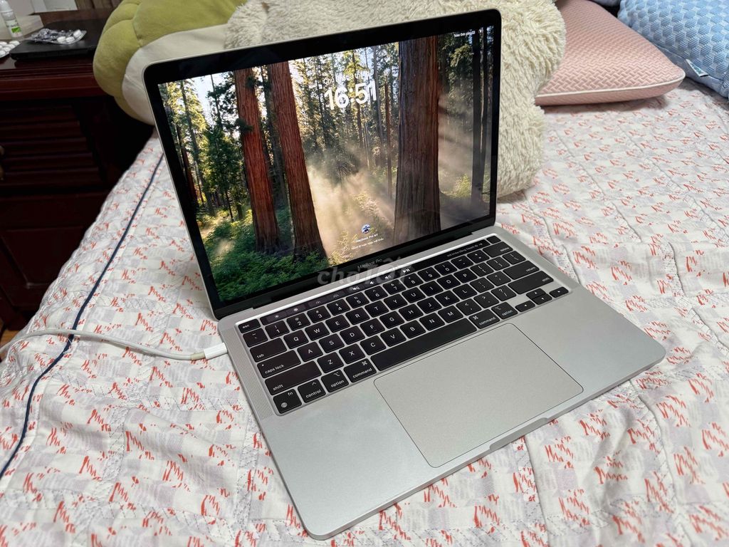 Apple MacBook Pro M1 13.3 inch 8GB/256GB Silver. Mua bán Laptop tại Thành phố Huế Thừa Thiên Huế được đăng bởi Long hình 1