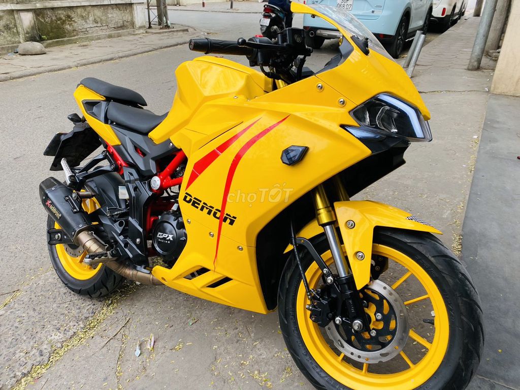 Xe máy GPX Demon màu vàng, dùng xăng. Mua bán Xe máy tại Quận Nam Từ Liêm Hà Nội được đăng bởi MAI HÒA hình 2