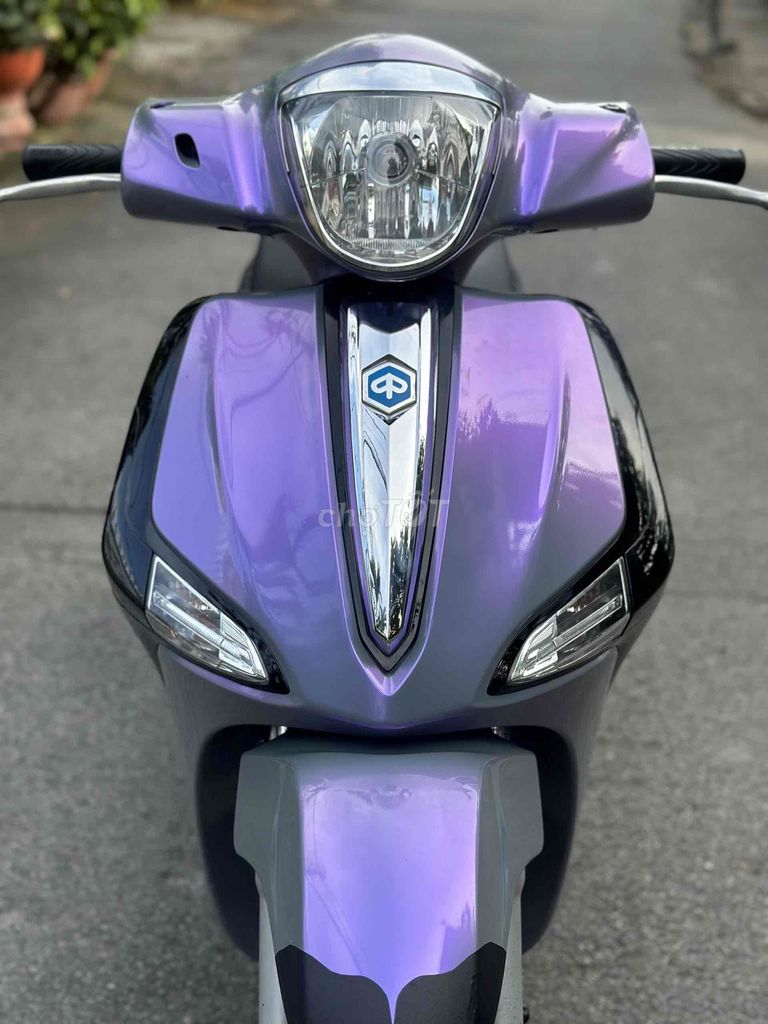 Liberty S 125 iGET ABS màu Ghi áo keo máy zin đẹp. Mua bán Xe máy tại Thành phố Thủ Đức Tp Hồ Chí Minh được đăng bởi Xe Máy Sơn Thủ Đức hình 3