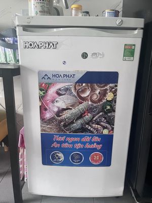 Tủ đông đứng Hòa Phát HUF 300SR1 - 106 lít. Mua bán Tủ lạnh tại Quận 7 Tp Hồ Chí Minh được đăng bởi Nguyen Viet