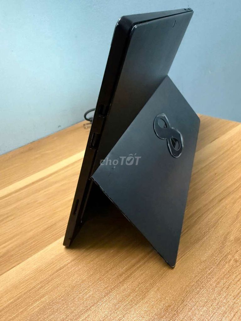 Microsoft Surface Pro 6 i5 8GB/256GB Đã sử dụng. Mua bán Laptop tại Quận Bình Thạnh Tp Hồ Chí Minh được đăng bởi Sơn Linh hình 1