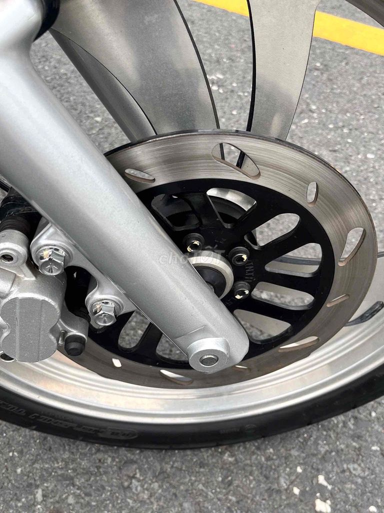 xe suzuki gz 2013 máy zin cần thơ. Mua bán Xe máy tại Quận Ninh Kiều Cần Thơ được đăng bởi Tân Hưng Phát hình 3