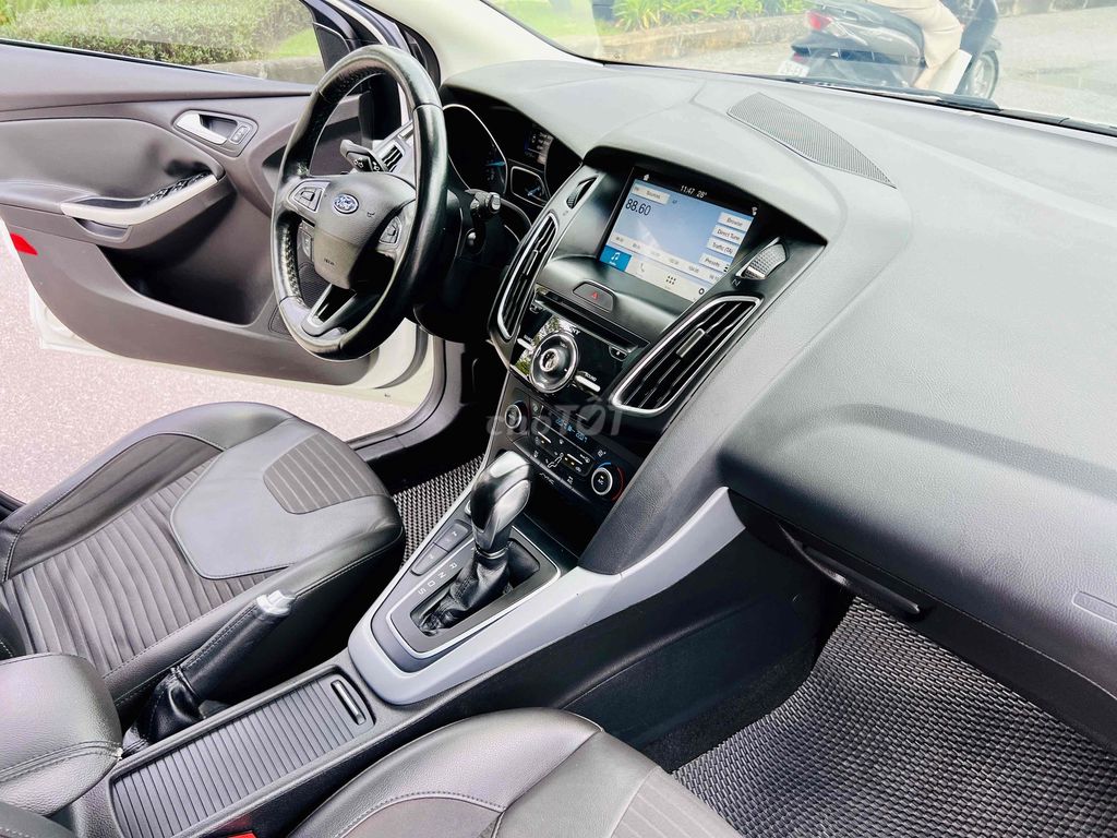 Focus 1.5L Ecoboost 2018 Sport lịch sử hãng 10,4v. Mua bán Ô tô tại Quận Thanh Xuân Hà Nội được đăng bởi Thắng hình 11