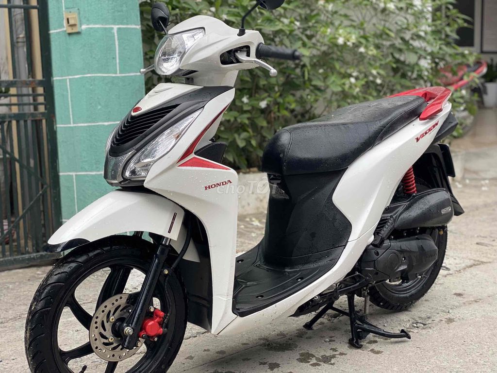 Honda Vision dky 2021 mới 99% nilong cả xe