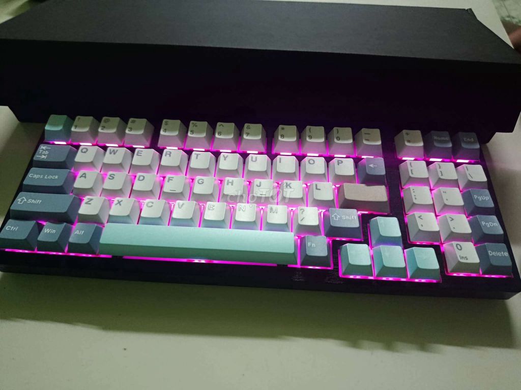 Bàn phím cơ KF 1800mini. Mua bán Phụ kiện (Màn hình, Chuột...) tại Thành phố Biên Hòa Đồng Nai được đăng bởi Phương Trần hình 1