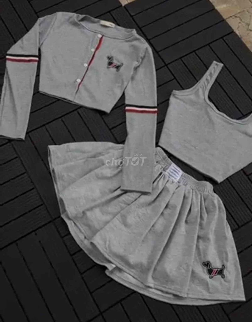 Bộ đồ nữ Cotton dưới 55kg. Mua bán Quần áo tại Thị xã La Gi Bình Thuận được đăng bởi nguyễn ngọc khánh linh  hình 1
