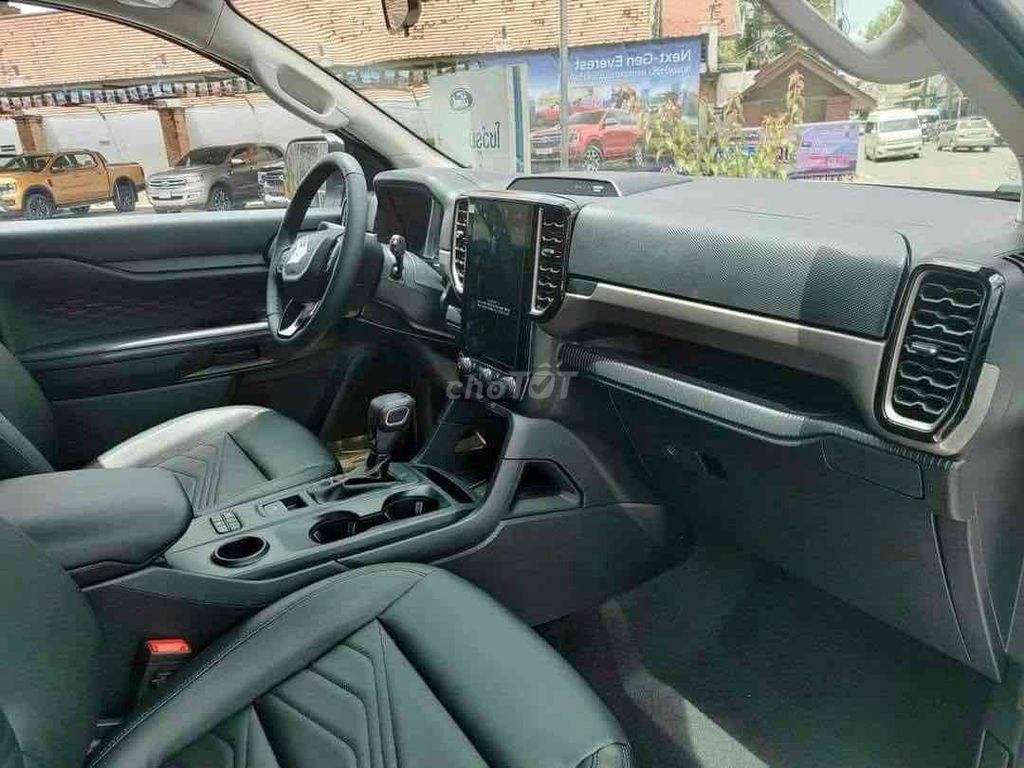 Ford Everest 2025 Titanium 2.0L Số tự động 7 chỗ. Mua bán Ô tô tại Huyện Châu Thành Tiền Giang được đăng bởi Đại Lý Ford Tiền Giang  hình 5