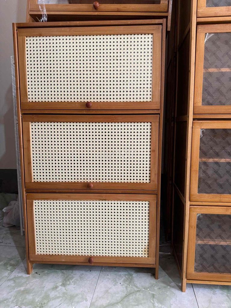 Tủ giày dép gỗ tre nâu 100x32x60cm. Mua bán Tủ, kệ gia đình tại Quận 12 Tp Hồ Chí Minh được đăng bởi Võ Tuấn Kiệt hình 1