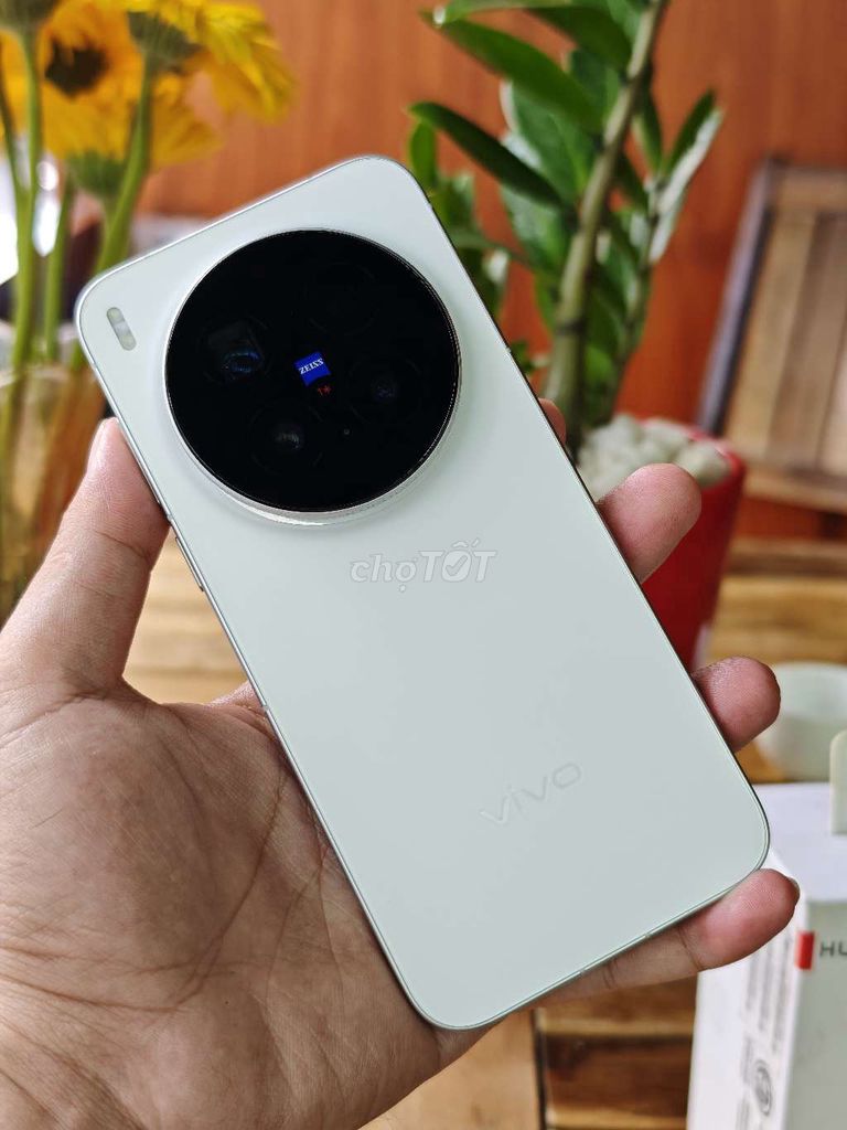 Vivo X300 Pro 12GB/256GB Trắng Đã sử dụng. Mua bán Điện thoại tại Thành phố Thuận An Bình Dương được đăng bởi Thu Quynh shop hình 1