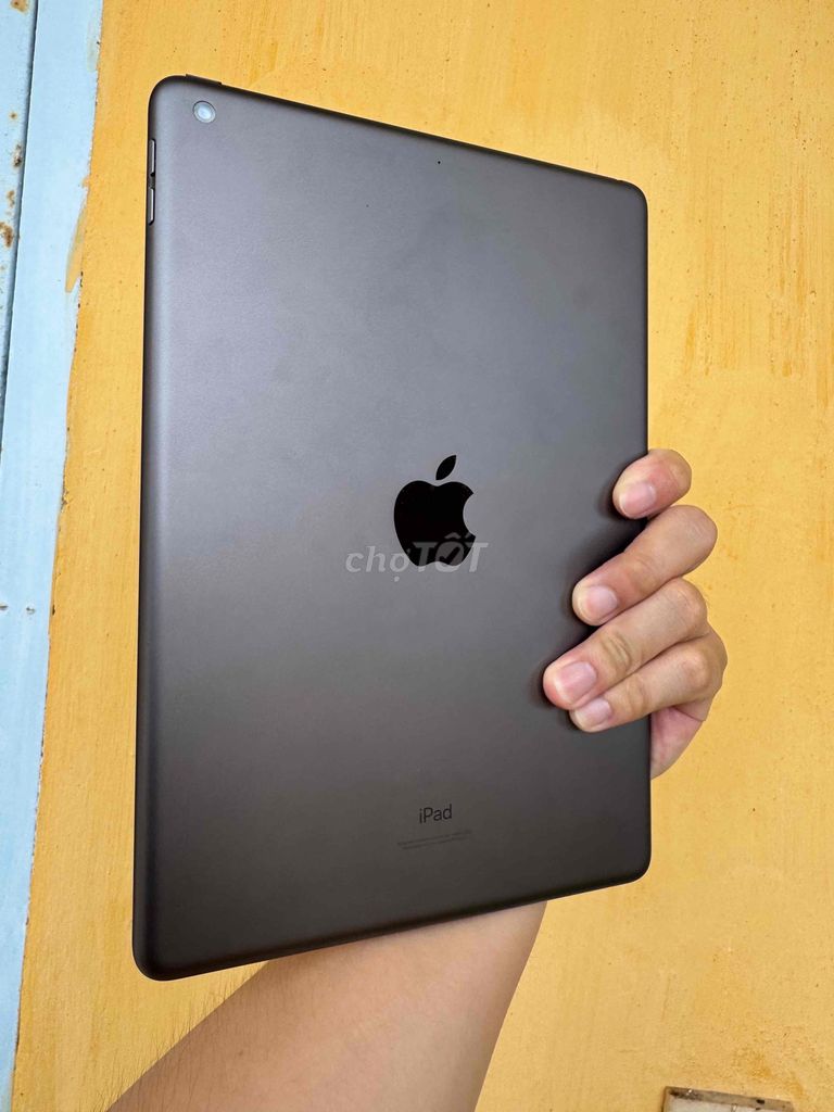 Apple iPad Gen 9 Wifi 256GB Xám 99%. Mua bán Máy tính bảng tại Quận Bình Thuỷ Cần Thơ được đăng bởi Lululola hình 1