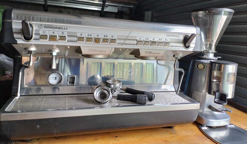 Máy pha cà phê Nuova Simonelli Appia 1 Bạc. Mua bán Bếp, lò, đồ điện nhà bếp tại Thành phố Thủ Đức Tp Hồ Chí Minh được đăng bởi VietKetCoffee hình 1