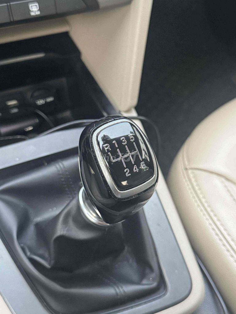 Hyundai Elantra 2019 1.6 MT - 134000 km. Mua bán Ô tô tại Huyện Ea Kar Đắk Lắk được đăng bởi Đỗ Sang hình 6
