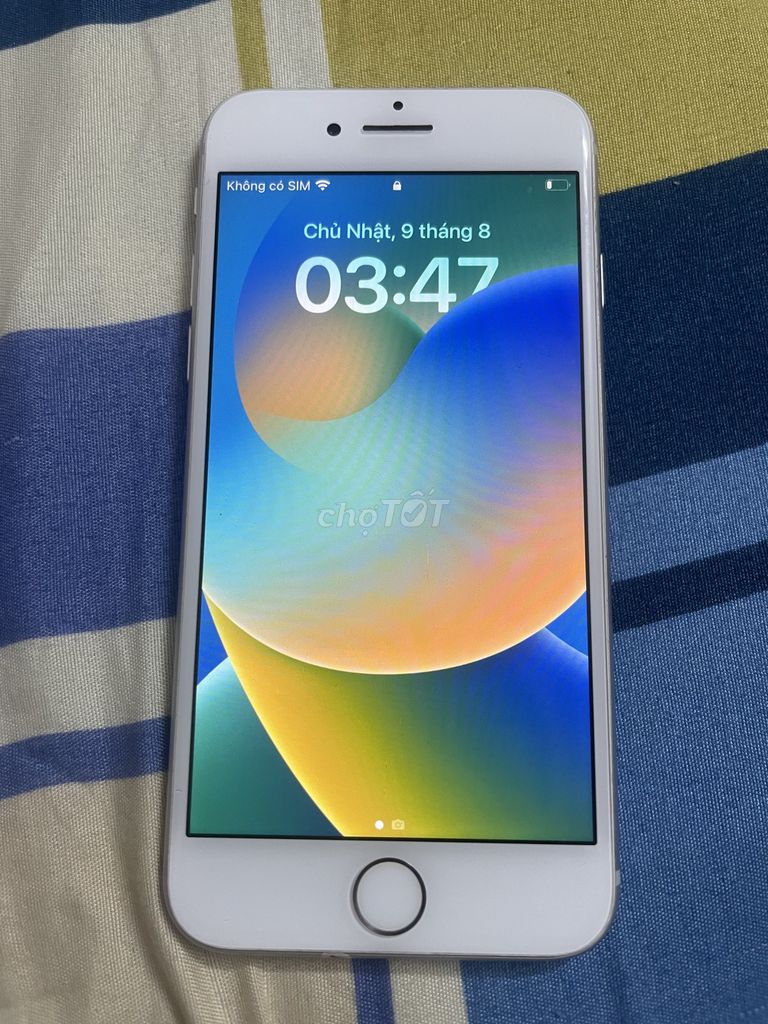Apple iPhone 8 Trắng Đã sử dụng. Mua bán Điện thoại tại Quận Liên Chiểu Đà Nẵng được đăng bởi Trần Công Duy hình 1
