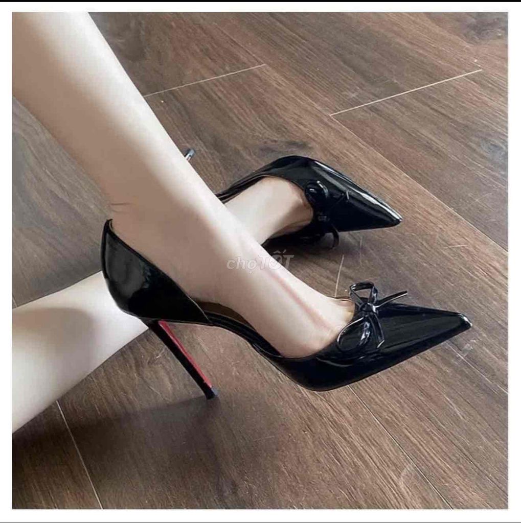 Giày cao gót Nữ Đen size 37. Mua bán Giày dép tại Quận 11 Tp Hồ Chí Minh được đăng bởi Ở đây có đồ xinh hình 1