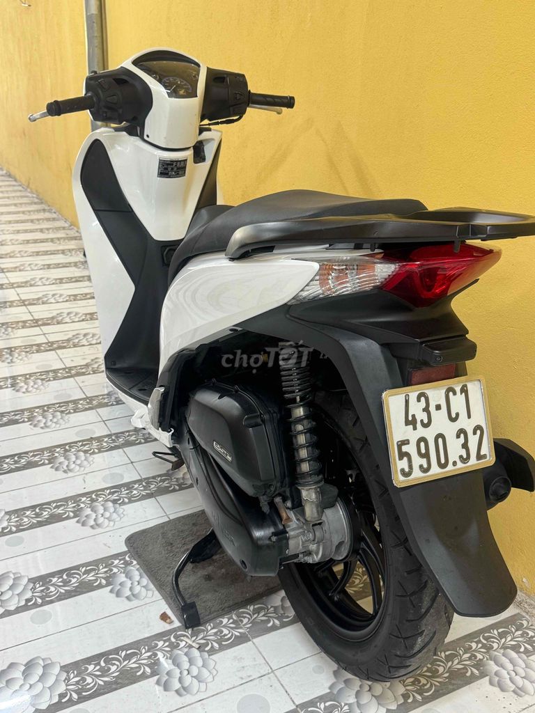 SH 125 2016, состояние новое, госномер 43C1-509.32