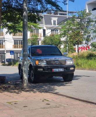 Toyota Land Cruiser 2004 Bạc số tự động