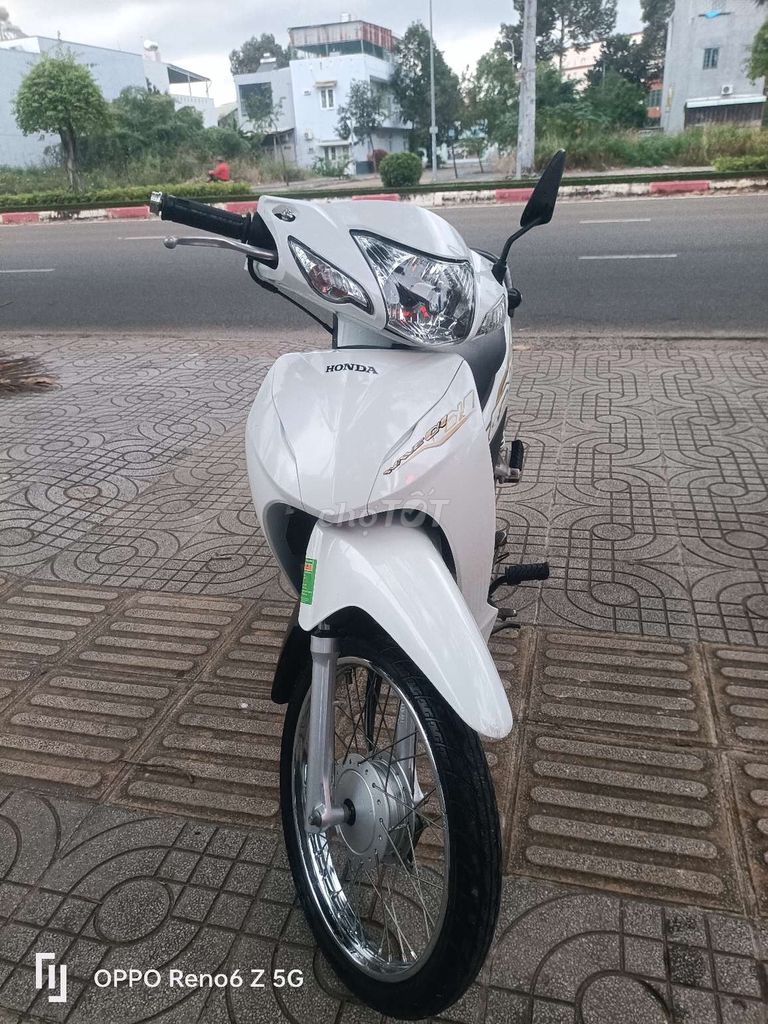 Honda Wave 2022 Trắng. Mua bán Xe máy tại Thành phố Bà Rịa Bà Rịa - Vũng Tàu được đăng bởi  THANH KIM hình 1