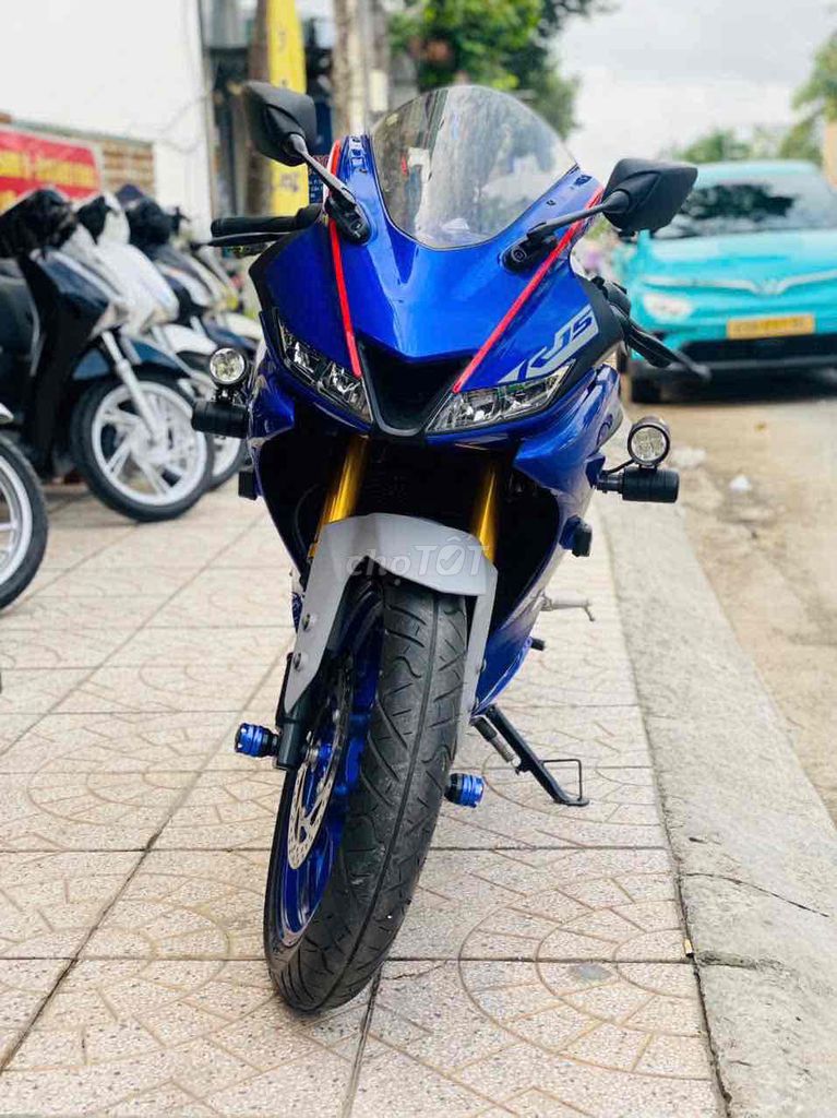 R15 đời 2020. Mua bán Xe máy tại Quận Ninh Kiều Cần Thơ được đăng bởi CHXM Tân Liên Hưng 2 hình 2