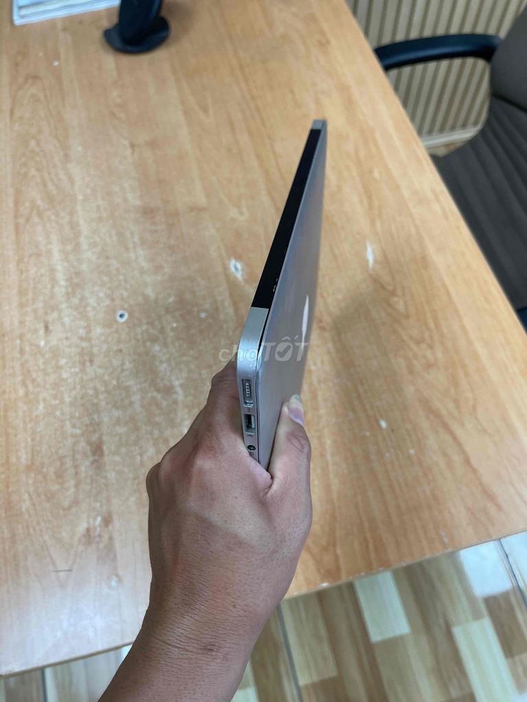 Apple MacBook Air 2015 i5 11 inch 4GB/128GB Bạc. Mua bán Laptop tại Thị xã Tân Uyên Bình Dương được đăng bởi truong hình 1