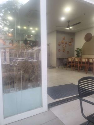chính chủ cần bán căn hộ ngay cổng T3 hoàng hoa thám