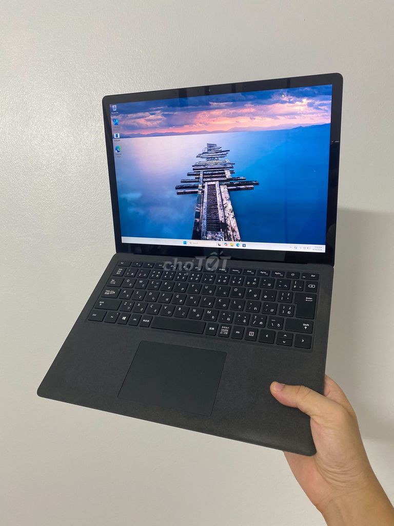 Surface Laptop 2 i5-8350U 13.5 inch 8GB/256GB. Mua bán Laptop tại Huyện Hiệp Hòa Bắc Giang được đăng bởi phạm hùng hình 1