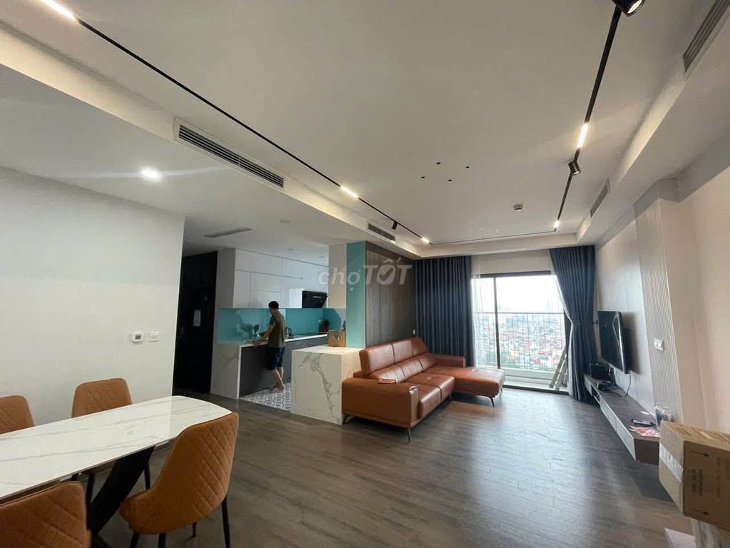 Продается 3-комнатная полностью меблированная квартира Feliz Homes 108 м²