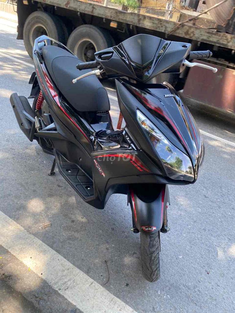 Honda airblade 125 đời cao zin đẹp như hình. Mua bán Xe máy tại Quận Hồng Bàng Hải Phòng được đăng bởi Ly  hình 5