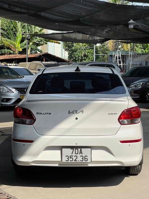 KIA SOLUTO 2022 1.4AT Luxury Trắng