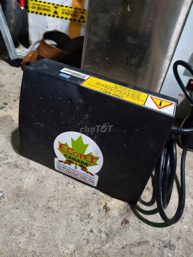 Bộ Lưu Điện UPS Santak Ecotek TG500 500VA/300W. Mua bán Phụ kiện (Màn hình, Chuột...) tại Thành phố Dĩ An Bình Dương được đăng bởi Mr Thành hình 1