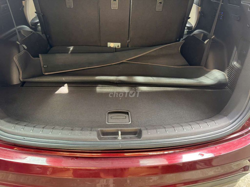 Hyundai Santafe 2018 máy xăng 2.4L 2 cầu,màu đỏ. Mua bán Ô tô tại Quận Bình Tân Tp Hồ Chí Minh được đăng bởi Son Do hình 13