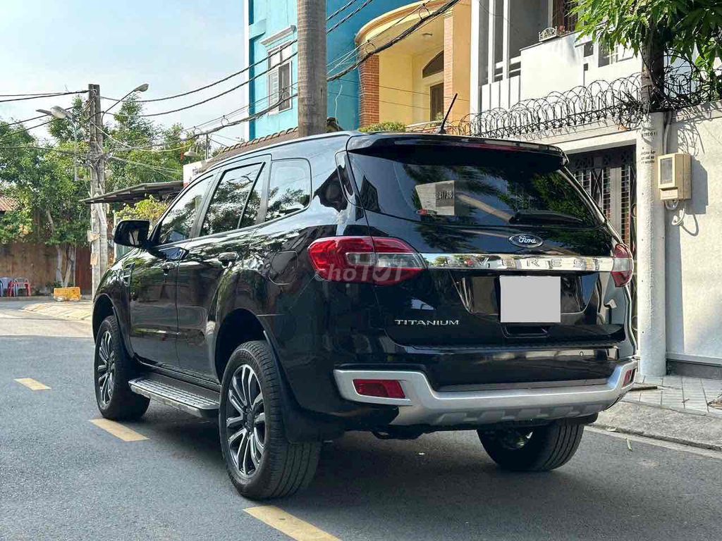 EVEREST 4x2 2019 TITANIUM 01 CẦU FORM MỚI ĐẸP. Mua bán Ô tô tại Quận Gò Vấp Tp Hồ Chí Minh được đăng bởi Mr Tài hình 2