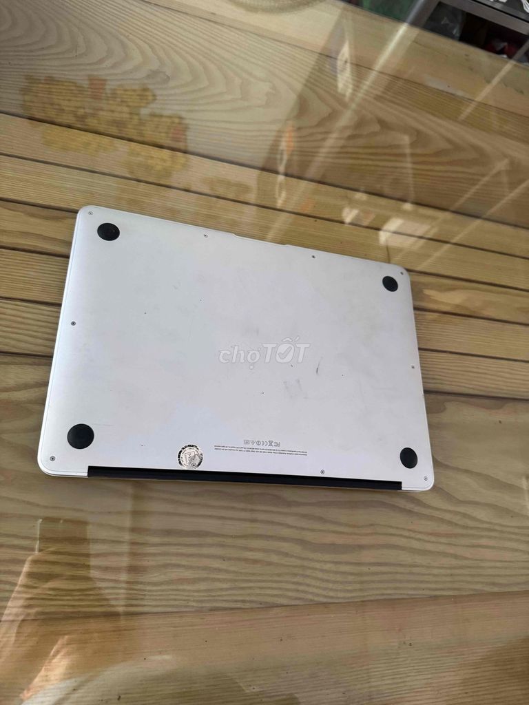 Apple MacBook Air 2014 i5 8GB/128GB Bạc Đã sử dụng. Mua bán Laptop tại Thành phố Bến Tre Bến Tre được đăng bởi lê minh  mobile hình 1
