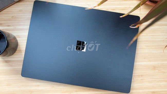 Surface Laptop 2 Nhập Khẩu Mỹ Kèm sạc | Trả Góp 0%