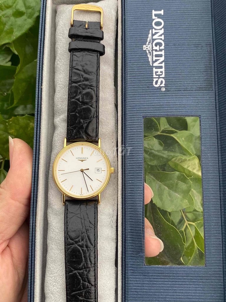 Longines pin Thụy sĩ