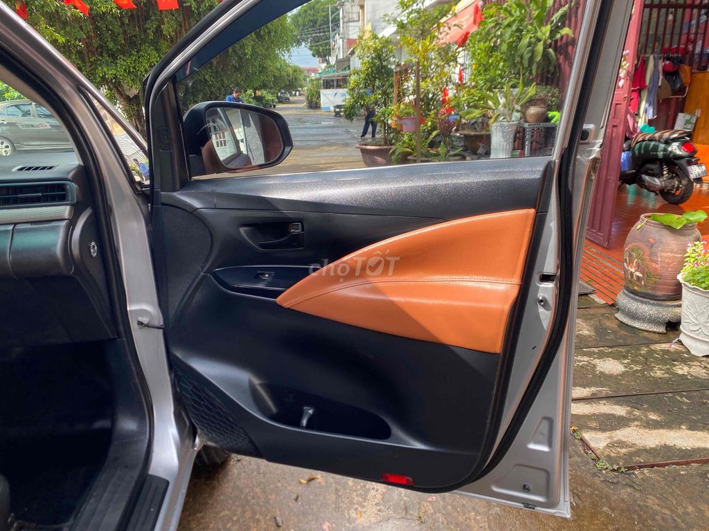 Toyota Innova 2017 2.0E - 138000 km. Mua bán Ô tô tại Thành phố Long Khánh Đồng Nai được đăng bởi Mr hiếu hình 14