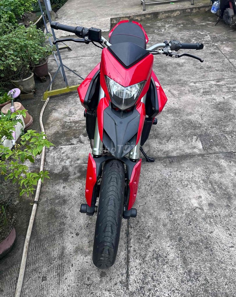 HyperMotard 821 2015 HQCN 129 triệu. Mua bán Xe máy tại Thành phố Biên Hòa Đồng Nai được đăng bởi Tài Sỷ  hình 2