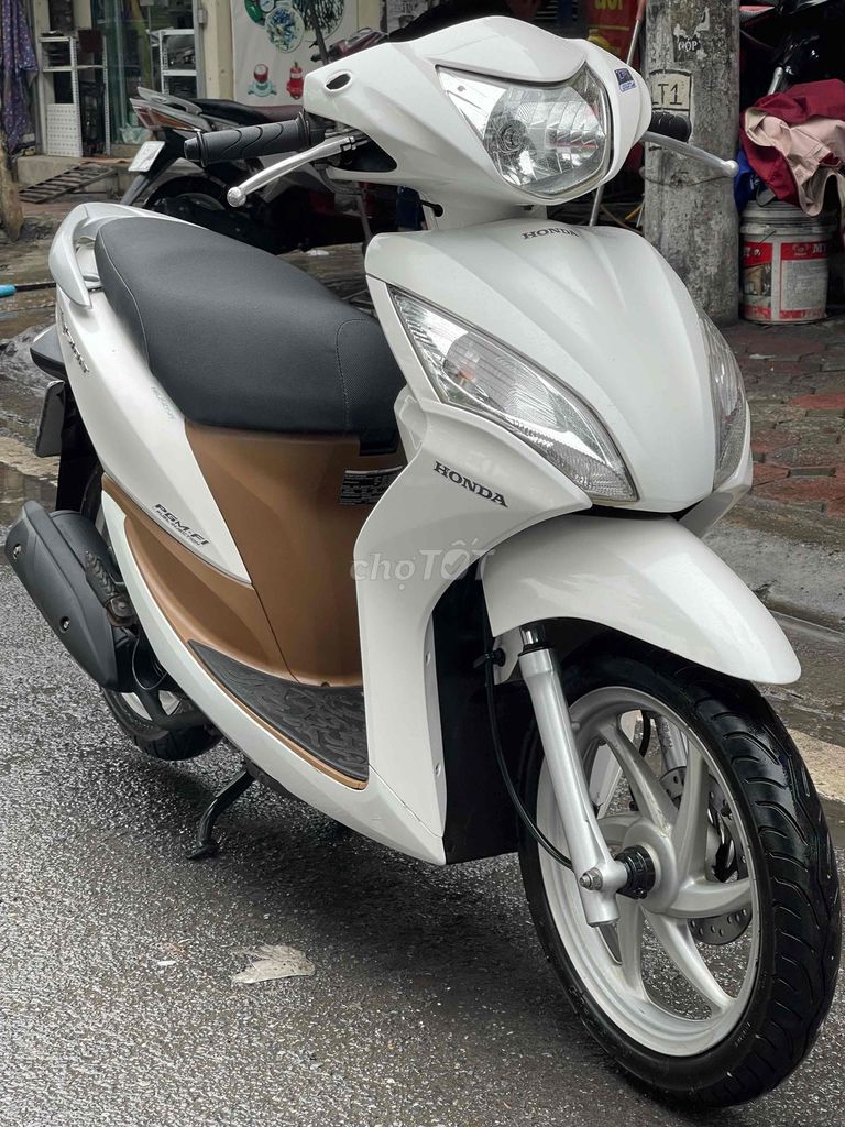 VISION BẢN CHÓT CHÉT CỦA FOM CŨ. Mua bán Xe máy tại Quận Đống Đa Hà Nội được đăng bởi Hà hình 5