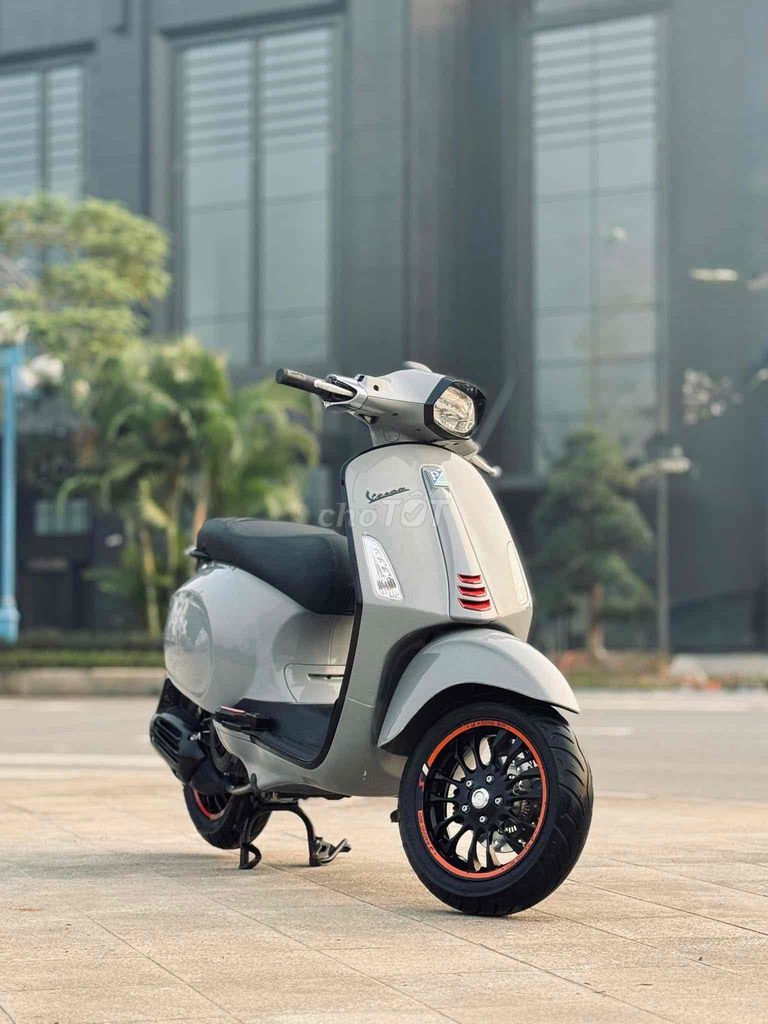 Piaggio Vespa Sprint 125 ABS 2019 Xám. Mua bán Xe máy tại Quận Cầu Giấy Hà Nội được đăng bởi Tuấn Việt Motor hình 4