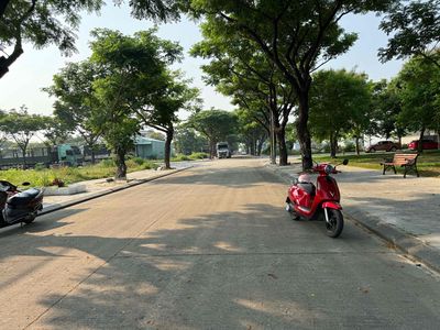 Chính chủ bán cặp đất nền A1 Golden hill đối diện công viên ngang 10,4