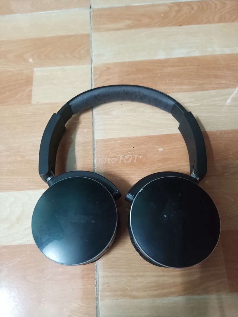 Tai nghe bluetooth AKG không dây Đen. Mua bán Tivi, Âm thanh tại Quận Gò Vấp Tp Hồ Chí Minh được đăng bởi tài lộc hình 1