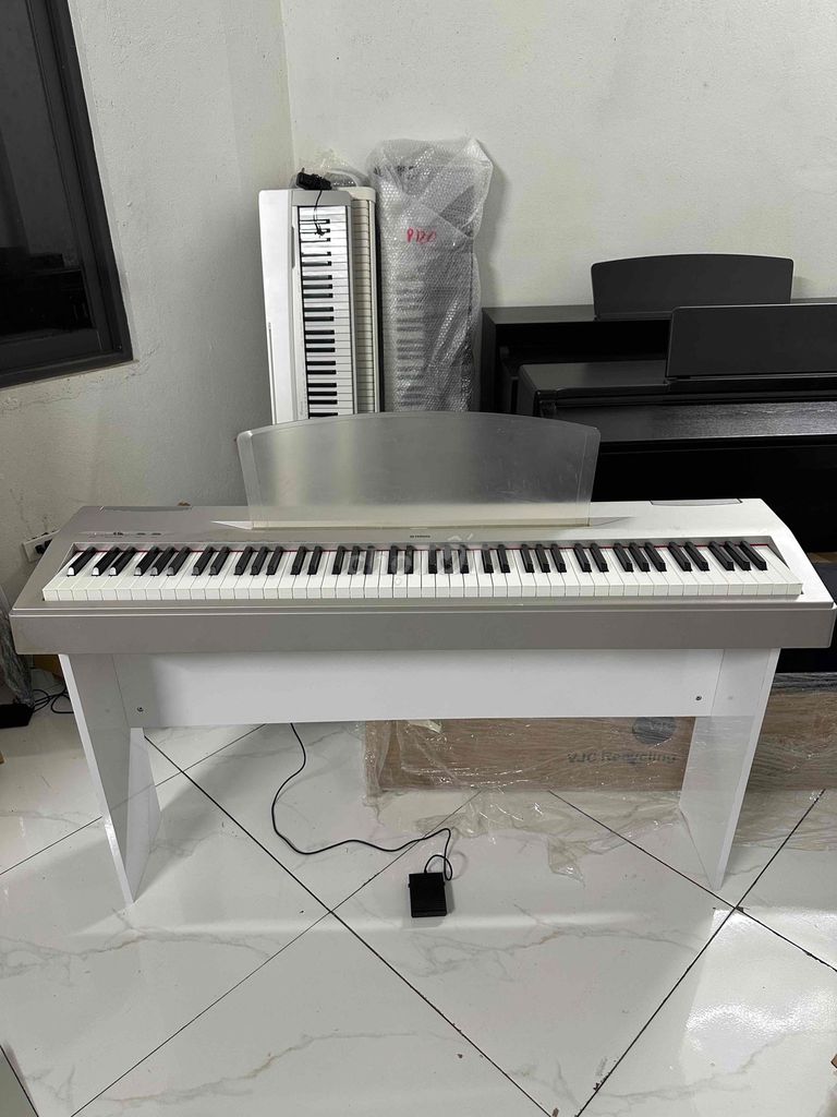 Đàn Piano Yamaha P60 Trắng nhập khẩu Nhật Bản. Mua bán Nhạc cụ tại Quận Thanh Khê Đà Nẵng được đăng bởi Nguyễn Anh hình 1