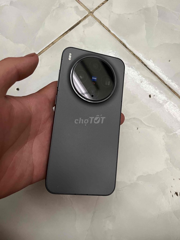 Vivo X300 5G Đen Chính Hãng TGDD Fullbox. Mua bán Điện thoại tại Thành phố Dĩ An Bình Dương được đăng bởi Bui Dat VN hình 1